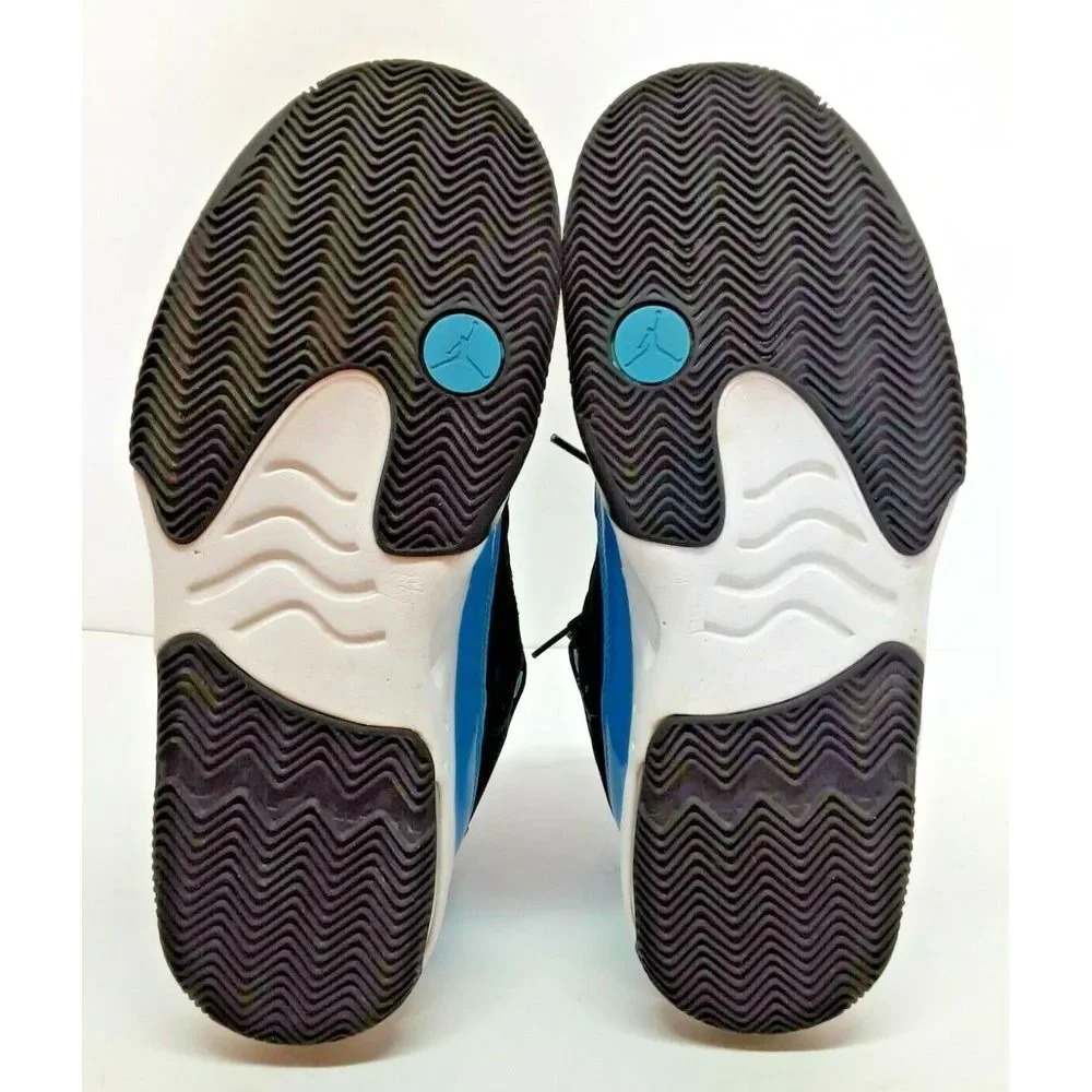 Men's Nike Air Jordan Max Aura 2 'UNC' Shoe Size 9.5 Black White Blue CK6636-041